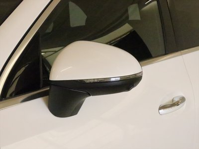 MERCEDES-BENZ GLC - 7