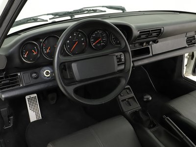 1992 Porsche 911 — миниатюра 11