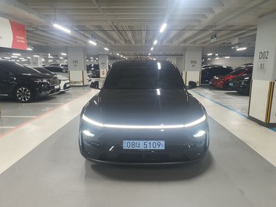 2026 Tesla MODEL Y — фото 1