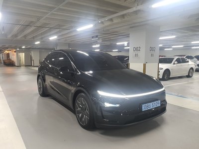 2026 Tesla MODEL Y — фото 2