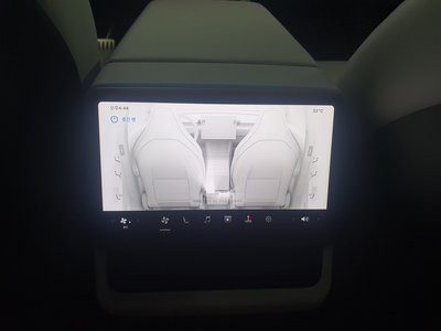 2026 Tesla MODEL Y — миниатюра 16
