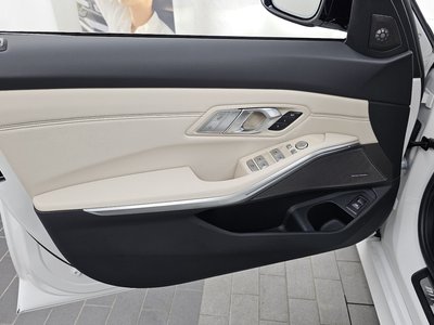 2026 BMW 3 SERIES 缩略图 14