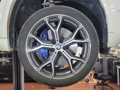 BMW X5 - 6