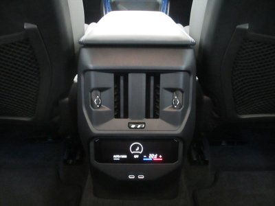 صورة مصغرة 28 لـ 2025 BMW X3