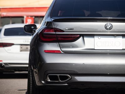 2017 BMW 7 SERIES — фото 9