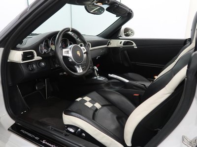 صورة مصغرة 28 لـ 2011 Porsche 911
