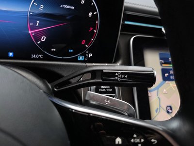 MERCEDES-BENZ E-CLASS - 9