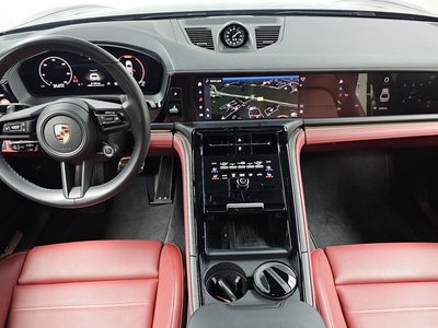 PORSCHE PANAMERA - 5