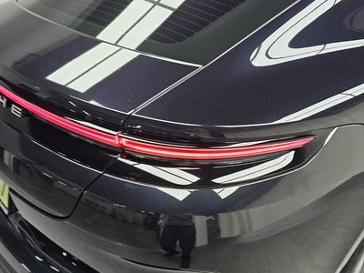 PORSCHE PANAMERA - 10