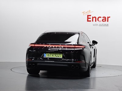 PORSCHE PANAMERA - 4