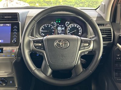 2023 Toyota LAND CRUISER PRADO 缩略图 13