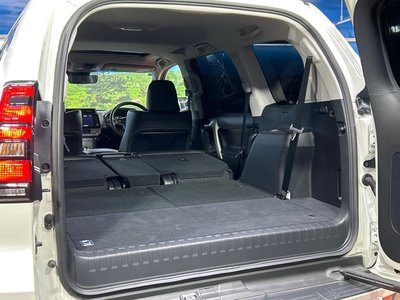 2023 Toyota LAND CRUISER PRADO 缩略图 12