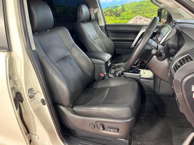 2023 Toyota LAND CRUISER PRADO 照片 9