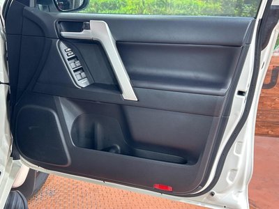 2023 Toyota LAND CRUISER PRADO 缩略图 48