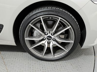 صورة 6 لـ 2023 Genesis THE NEW G70