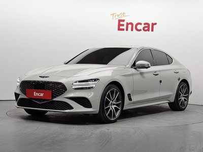 صورة 1 لـ 2023 Genesis THE NEW G70