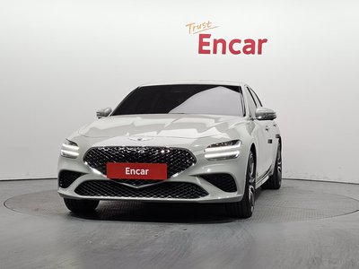 صورة 2 لـ 2023 Genesis THE NEW G70