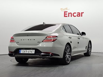 صورة 4 لـ 2023 Genesis THE NEW G70