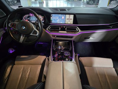 BMW X7 - 7