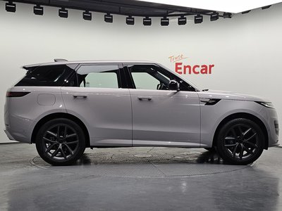 صورة 6 لـ 2026 LAND Rover RANGE ROVER SPORT
