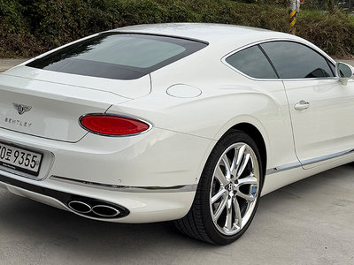 BENTLEY CONTINENTAL - 3