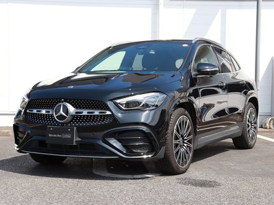 MERCEDES-BENZ GLA - 4