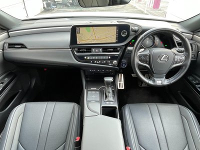 LEXUS ES - 8