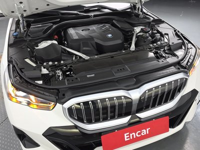 BMW 5 SERIES - 7