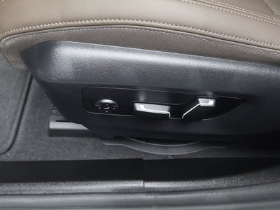 صورة مصغرة 36 لـ 2024 BMW 5 SERIES