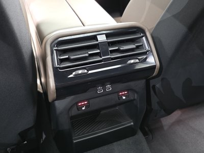 صورة مصغرة 27 لـ 2024 BMW 5 SERIES