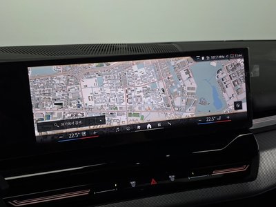 صورة مصغرة 21 لـ 2024 BMW 5 SERIES