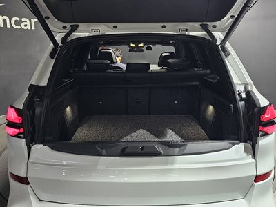 صورة مصغرة 29 لـ 2025 BMW X5