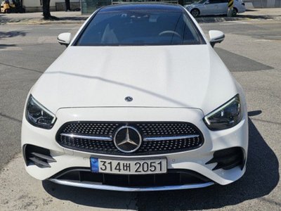 MERCEDES-BENZ E-CLASS - 1