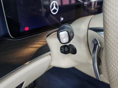 MERCEDES-BENZ E-CLASS - 7