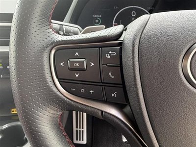 صورة مصغرة 42 لـ 2024 Lexus UX