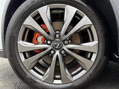 صورة مصغرة 60 لـ 2024 Lexus UX