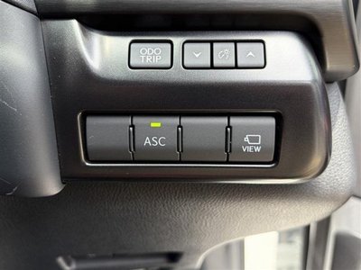 صورة مصغرة 46 لـ 2024 Lexus UX