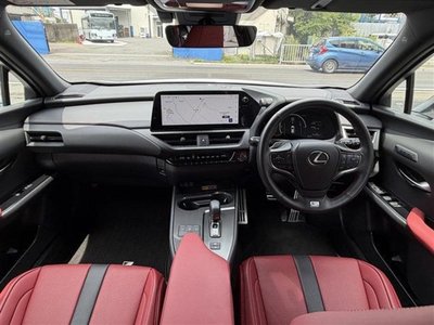 2024 Lexus UX 照片 9