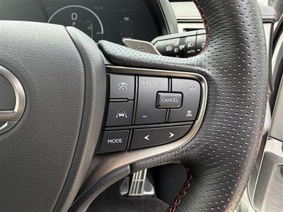 صورة مصغرة 43 لـ 2024 Lexus UX
