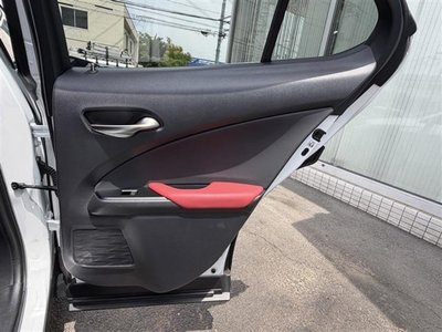 صورة مصغرة 14 لـ 2024 Lexus UX