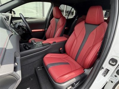 صورة مصغرة 19 لـ 2024 Lexus UX