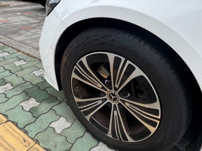 MERCEDES-BENZ E-CLASS - 10