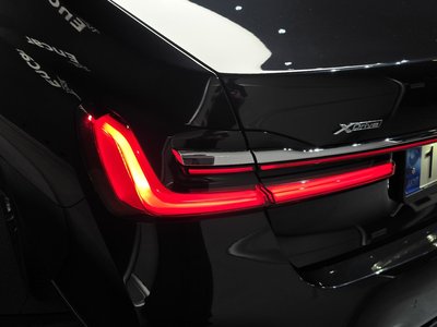 BMW 7 SERIES - 10