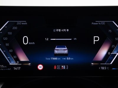 BMW 5 SERIES - 4