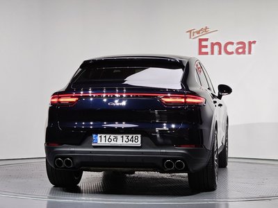PORSCHE CAYENNE - 4
