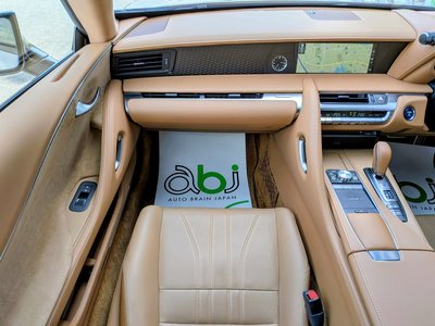 2017 Lexus LC — миниатюра 43