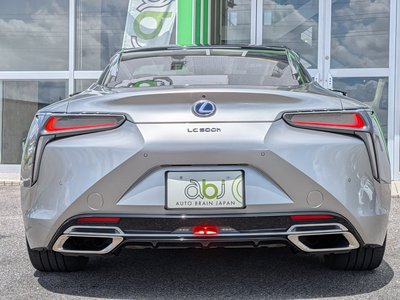 2017 Lexus LC — миниатюра 29