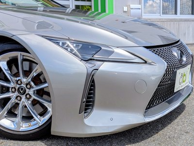 2017 Lexus LC — миниатюра 5