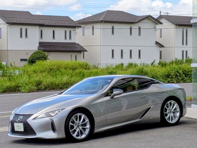 2017 Lexus LC — миниатюра 17