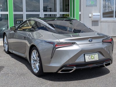 2017 Lexus LC — миниатюра 24